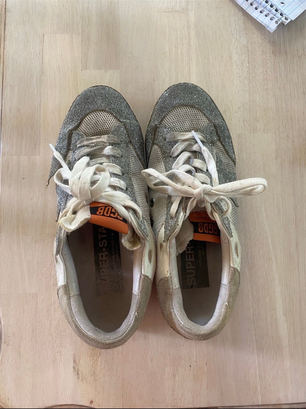 Golden Goose Women's Low Top Star Sneakers 39 Damaged